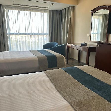 Pyramids Plaza Hotel Giza Екстер'єр фото