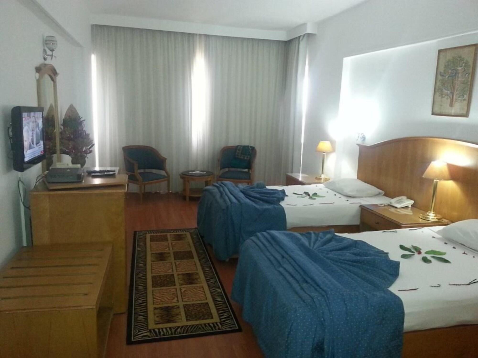 Pyramids Plaza Hotel Giza Екстер'єр фото