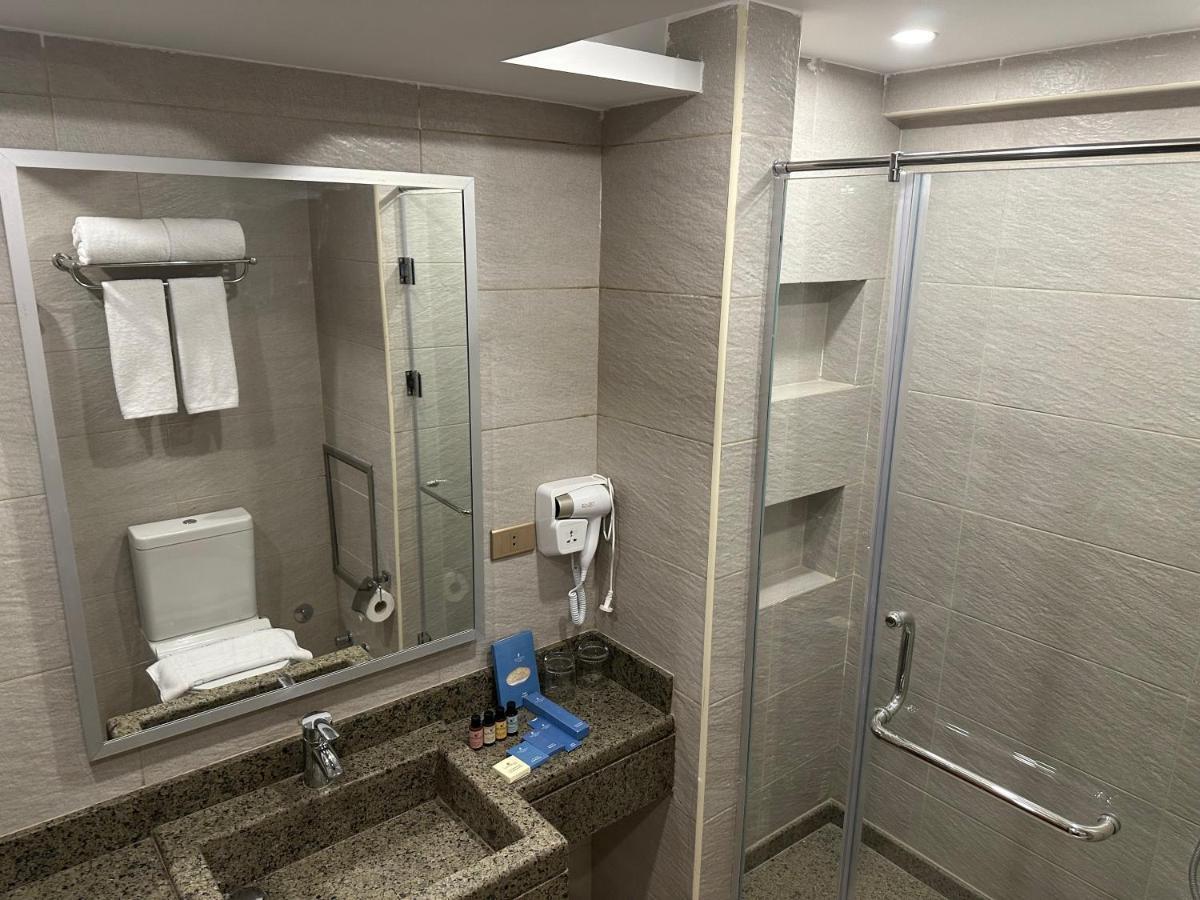 Pyramids Plaza Hotel Giza Екстер'єр фото