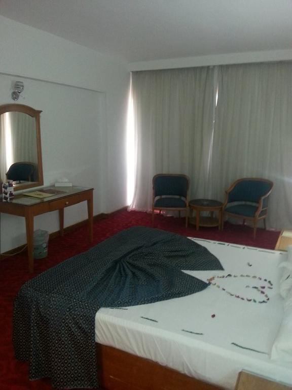 Pyramids Plaza Hotel Giza Екстер'єр фото