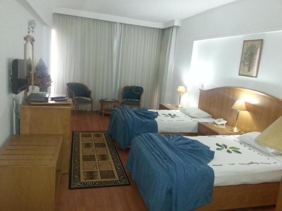 Pyramids Plaza Hotel Giza Екстер'єр фото